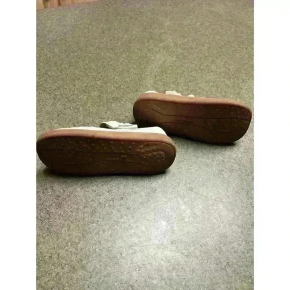 Mooshu Trainers Girl’s Mary Janes - Picture 4 of 4